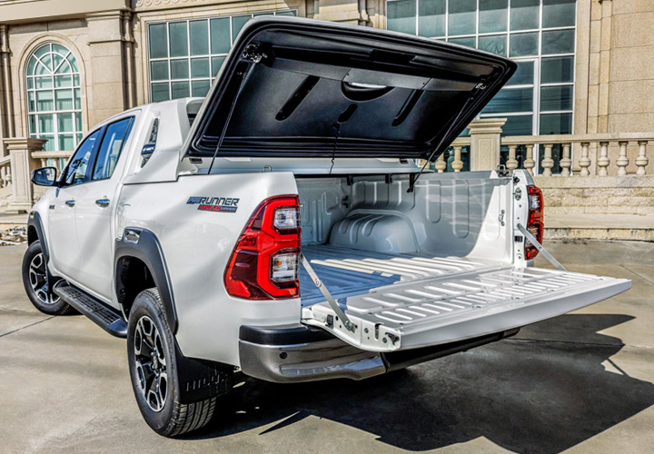 CB-762X Tonneau Cover — Toyota Hilux