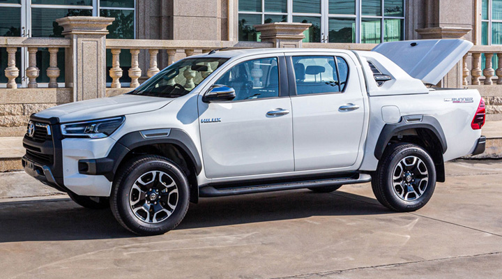 CB-762X Hard Tonneau Cover — Toyota Hilux