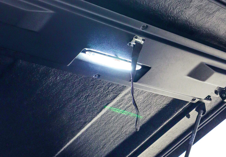 SV Tonneau Cover — LED Light and Pull Cord Handle